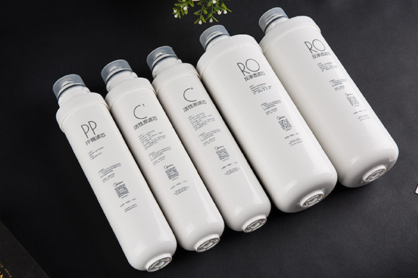 凈水器濾芯外殼打標(biāo)刻字，激光打標(biāo)的工藝之美