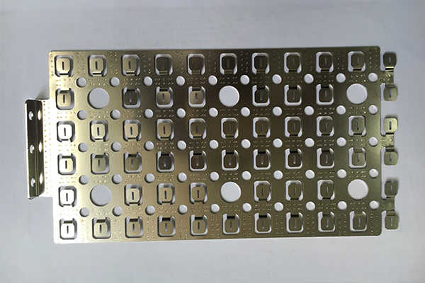 極片極耳切割機，電池生產新助力