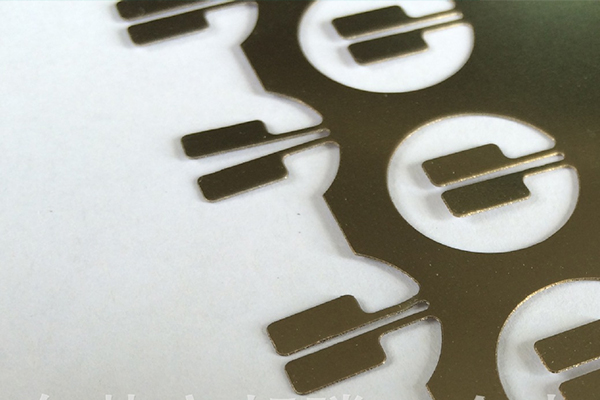 極片極耳切割機，電池生產新助力