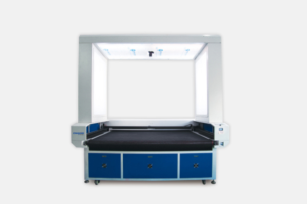 球衣運動服激切割裁剪設(shè)備—印花布料激光切割機