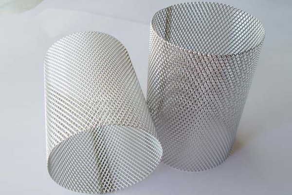 鎳網(wǎng)精密切割設(shè)備——金屬激光切割機(jī) 鎳網(wǎng)精密切割設(shè)備——金屬激光切割機(jī)