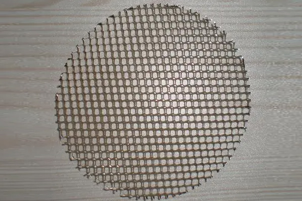 鎳網(wǎng)精密切割設(shè)備——金屬激光切割機(jī) 鎳網(wǎng)精密切割設(shè)備——金屬激光切割機(jī)