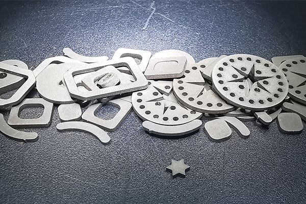 釹鐵硼磁性材料激光切割工藝 釹鐵硼磁性材料激光切割工藝