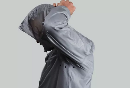 激光切割太陽能充電夾克，未來感十足！