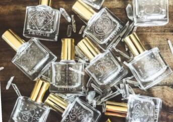 香水瓶激光雕刻機，屬于你獨特的味道