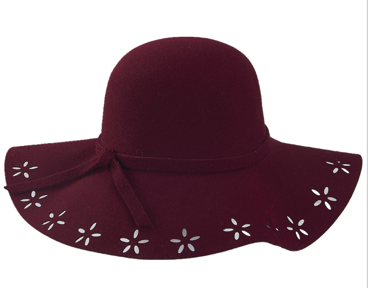 毛氈布激光切割機(jī)，讓你“帽”美如花