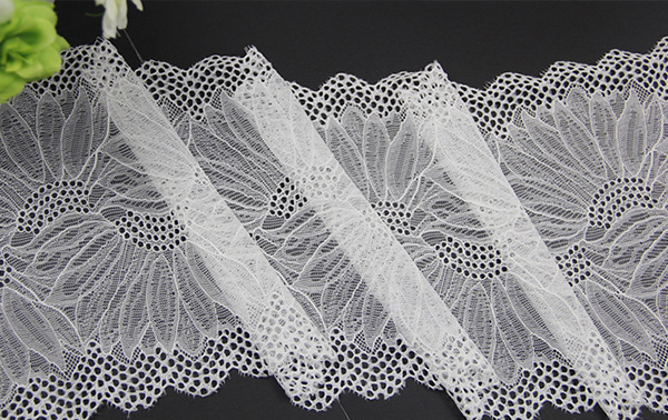 蕾絲花邊激光裁剪工藝，美出不一樣的夏天