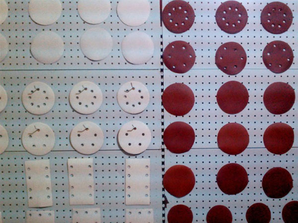 砂紙砂布激光打孔切割設(shè)備—激光打標機