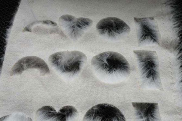 長毛布料毛絨布料裁剪設(shè)備—長毛激光切割機