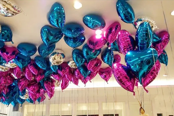 鋁模氫氣球?qū)Ｓ们懈钤O(shè)備—復合膜激光切割機